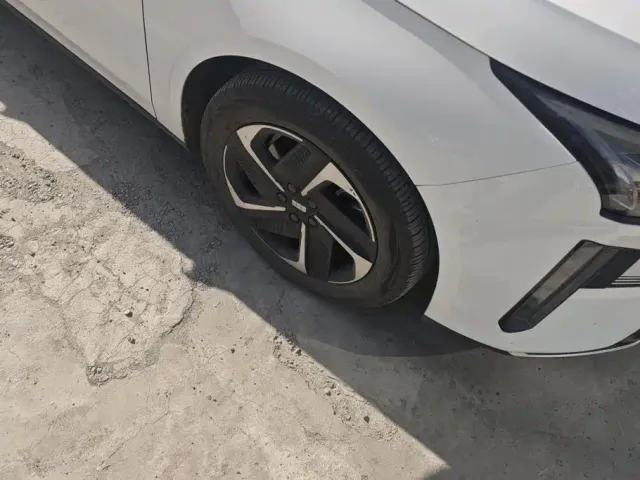 Geely Galaxy L6 — Фото автомобиля 6