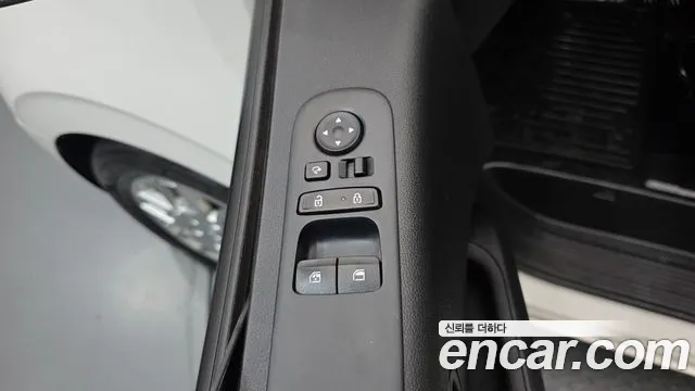 Hyundai Staria Staria 4WD Tourer 11 мест — Фото автомобиля 13