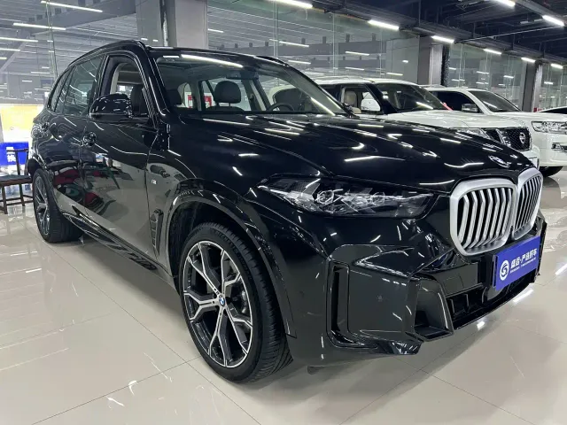 BMW X5 — Фото автомобиля 3