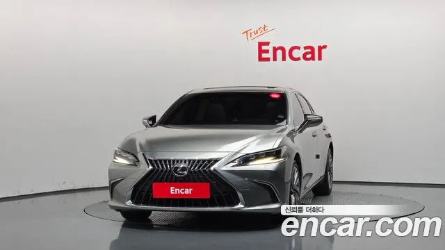 Lexus ES 7th Gen — Фото автомобиля 3