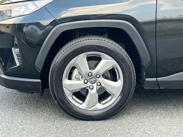 Toyota RAV4 — Фото автомобиля 18