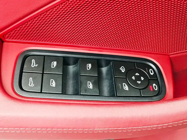Porsche Panamera — Фото автомобиля 15