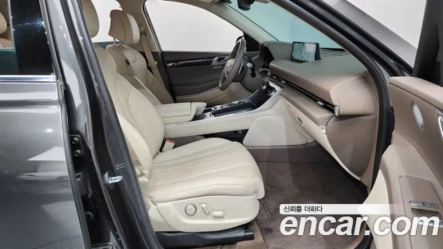 Genesis GV80 2.5T Бензин 2WD — Фото автомобиля 22