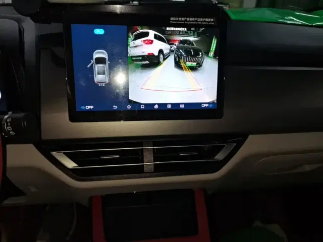 BYD Yuan Pro — Фото автомобиля 12