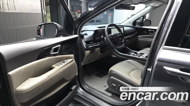 Kia Carnival Generation 4 — Фото автомобиля 9