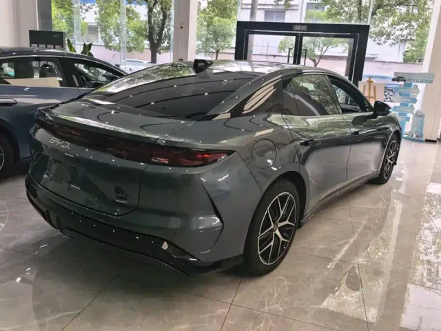 BYD Han L — Фото автомобиля 3