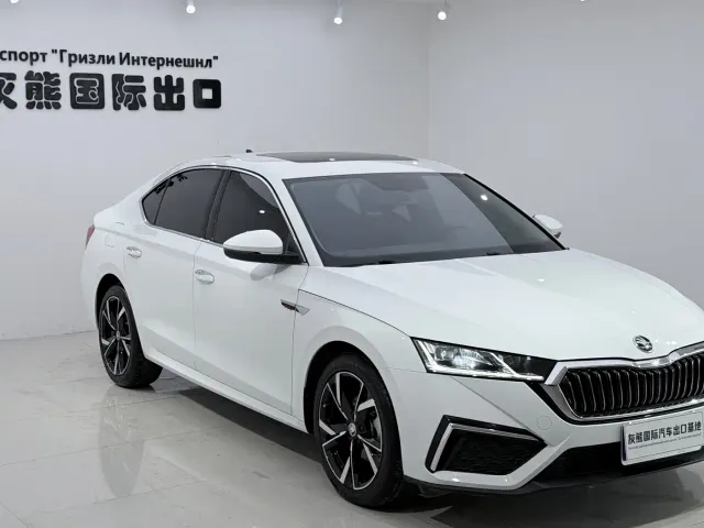 Skoda Octavia — Фото автомобиля 3