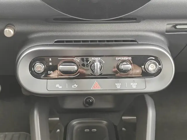 MINI Electric MINI ACEMAN — Фото автомобиля 13