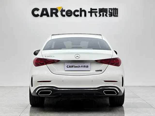 Mercedes-Benz C-Class — Фото автомобиля 4