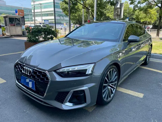 Фотография автомобиля — Audi A5