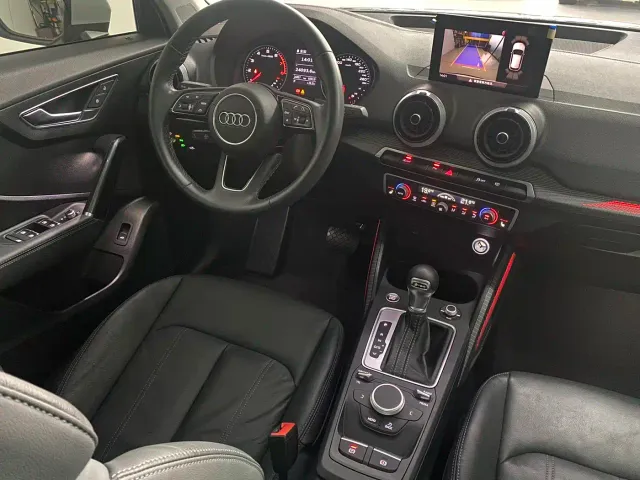 Audi Q2L — Фото автомобиля 17