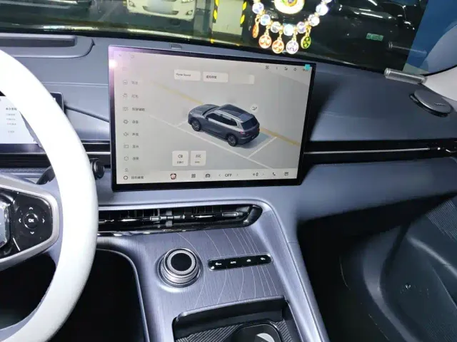 Geely Galaxy E5 — Фото автомобиля 5