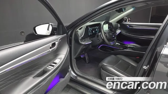 Hyundai Grandeur (New) Hybrid — Фото автомобиля 15