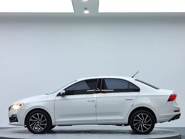 Škoda Rapid 2022 1.5L Automatic Comfort Edition — Фото автомобиля 5