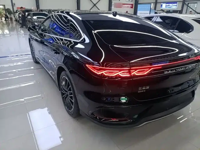 BYD Han — Фото автомобиля 4