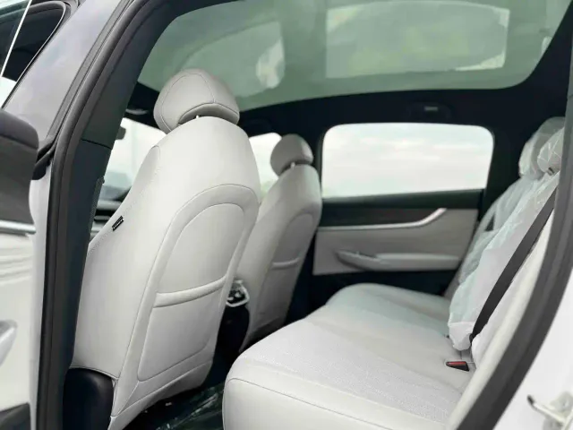 Changan Qiyuan A07 — Фото автомобиля 10