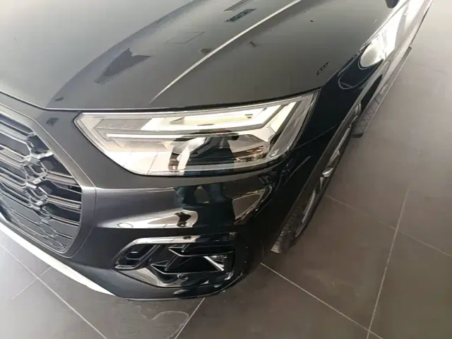 Audi Q5L — Фото автомобиля 17
