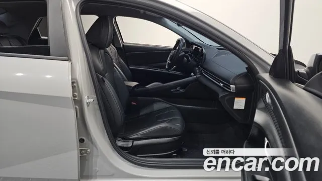 Hyundai AVANTE Modern — Фото автомобиля 11
