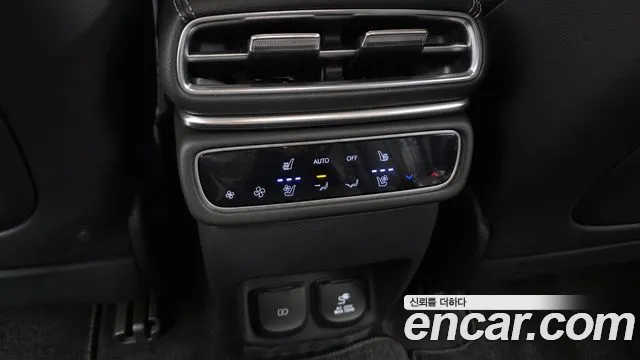 Genesis GV80 2.5T Бензин AWD — Фото автомобиля 16