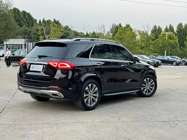 Mercedes-Benz GLE-Class — Фото автомобиля 5