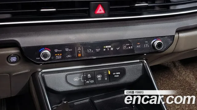 Kia Carnival 4th Gen — Фото автомобиля 29