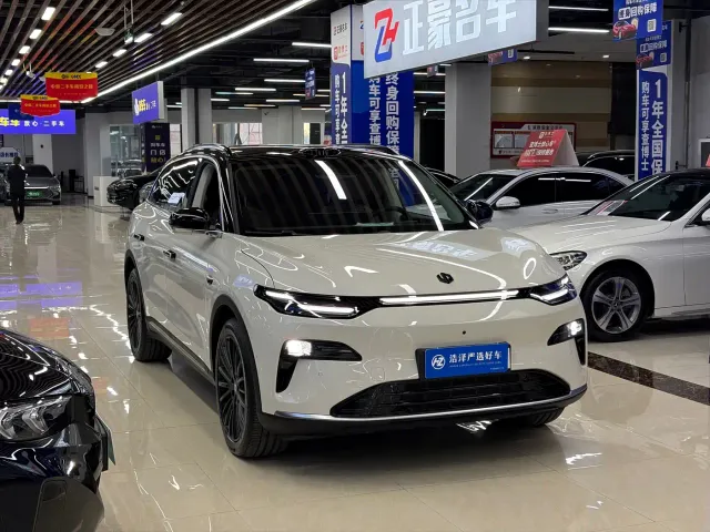 Leapmotor C11 — Фото автомобиля 3