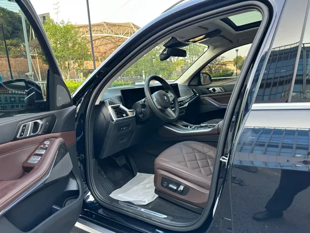 BMW X5 — Фото автомобиля 4