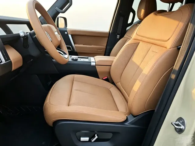 iCAR V27 — Фото автомобиля 3