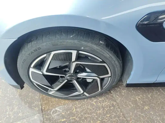 BYD Seal — Фото автомобиля 22