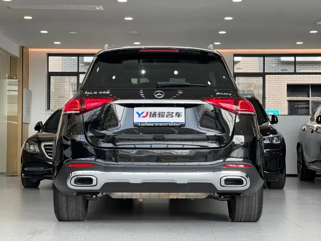 Mercedes-Benz GLE-Class — Фото автомобиля 4
