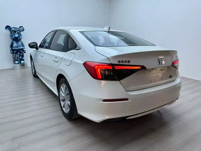 Honda Civic — Фото автомобиля 6