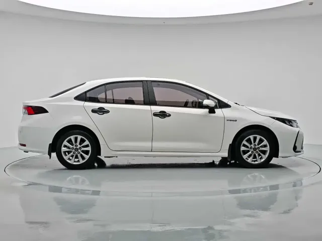 Toyota Corolla — Фото автомобиля 2