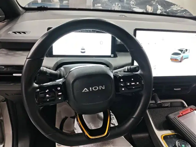 GAC Aion Y — Фото автомобиля 10