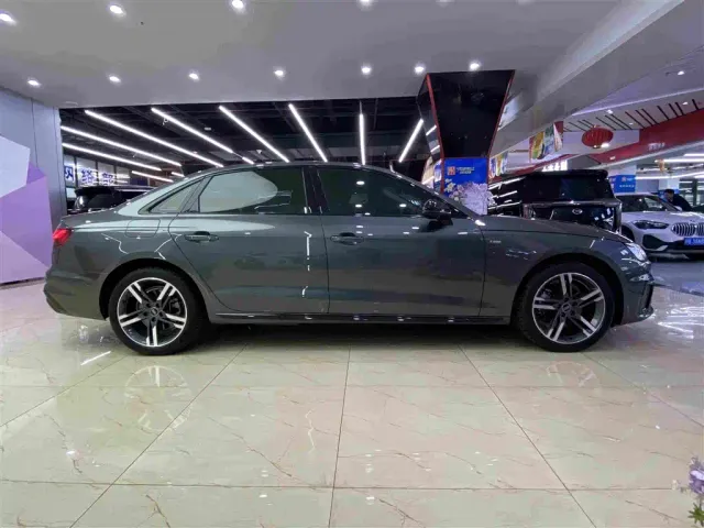 Audi A4L — Фото автомобиля 15