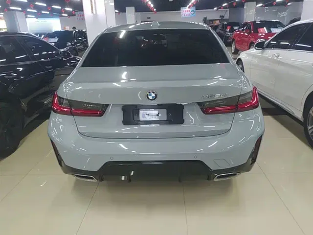 BMW 3 Series — Фото автомобиля 5
