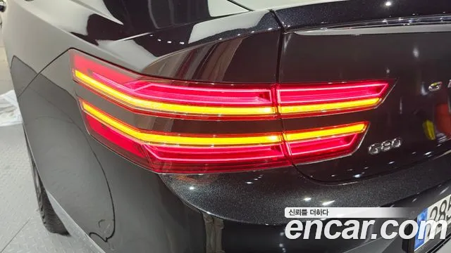Genesis G80 Бензин 2.5 турбо 2WD — Фото автомобиля 22