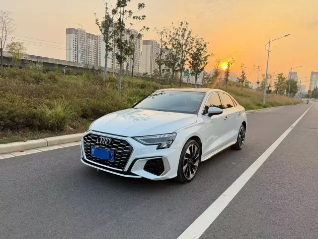 Фотография автомобиля — Audi A3