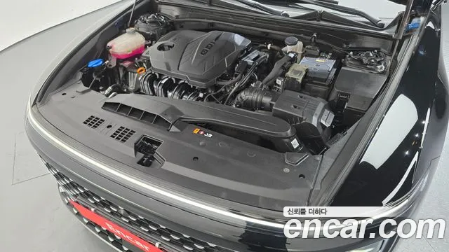 Hyundai Grandeur GN7 — Фото автомобиля 9