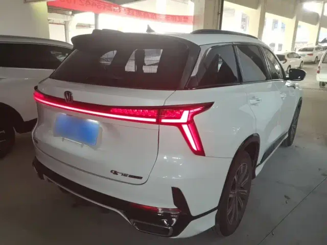 Changan CS75 Plus — Фото автомобиля 6
