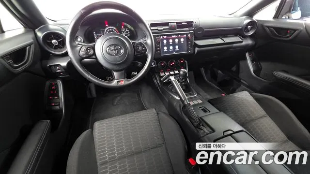 Toyota 86 GR86 — Фото автомобиля 10