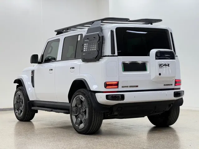 iCAR V23 — Фото автомобиля 3