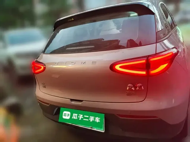 Geely Starry Wish — Фото автомобиля 3