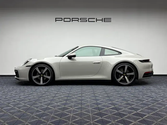 Porsche 911 — Фото автомобиля 4