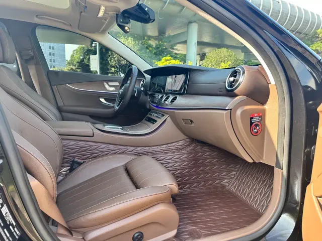 Mercedes-Benz E-Class — Фото автомобиля 10