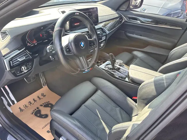 BMW 6 Series Gran Turismo — Фото автомобиля 3