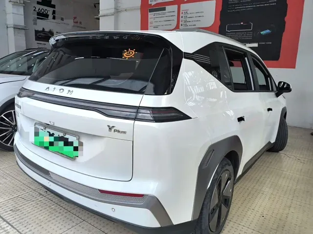 GAC Aion Y — Фото автомобиля 3