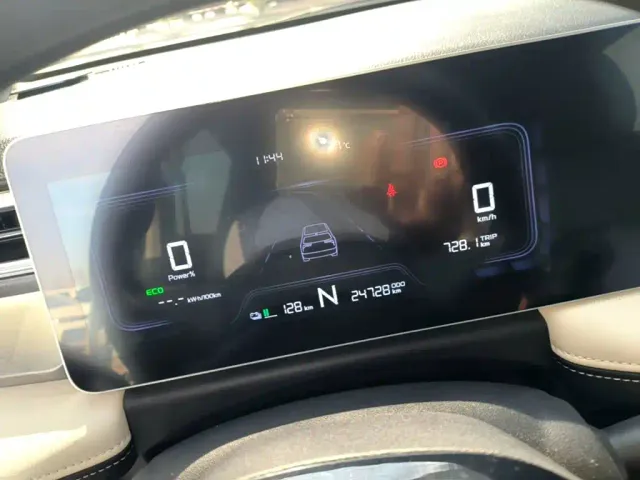 Geely Geometry E Firefly — Фото автомобиля 11