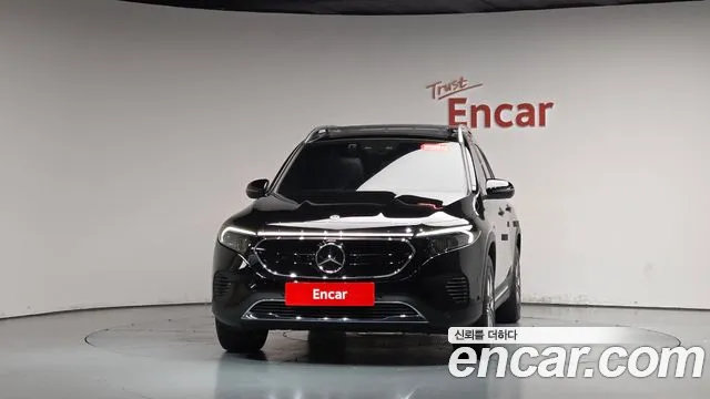 Mercedes-Benz EQB X243 — Фото автомобиля 3