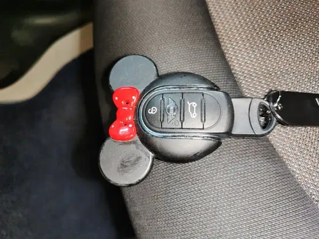MINI Hatch — Фото автомобиля 8