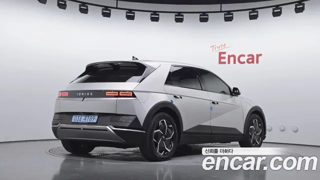 Hyundai Ioniq 5 — Фото автомобиля 2